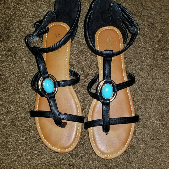 Rouge Helium Shoes - Cute Black Rouge Helium Sandals